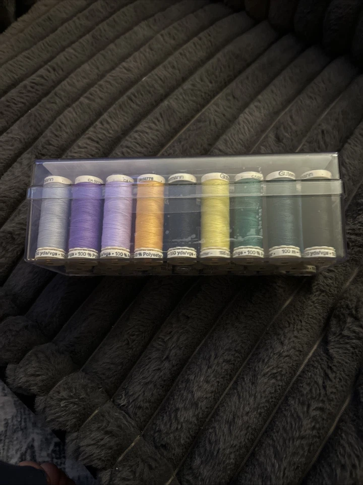 Gutermann Creativ Thread - #618667 - 26 Spool Sew-All Thread Box - 26 Shades - Image 2 of 4