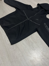 Nike Herren Kapuzenpullover Schwarz Gr. M, du...