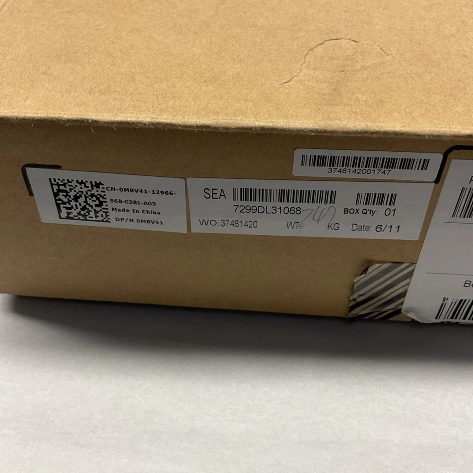 Estación de acoplamiento Dell PR02X E-Port Plus II de caja abierta con adaptador de CA de 130 W Foto 2 de 4