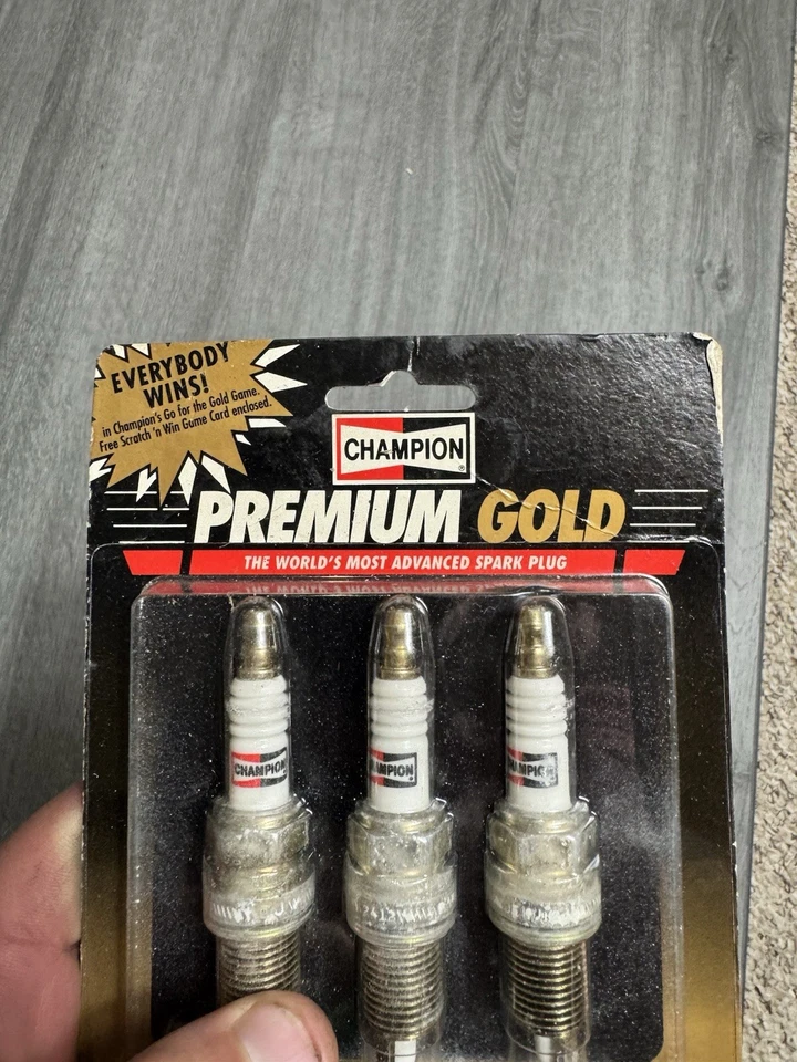 1 Pack of 6 NEW OLD STOCK 2412 CHAMPION PREMIUM GOLD SPARK PLUGS FREE SHIPPING - Image 3 of 4