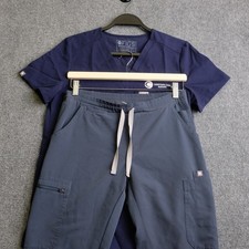 FIGS Catarina Scrub Set Womens XS Navy Blue Catarina Top Cargo Pants Nursing