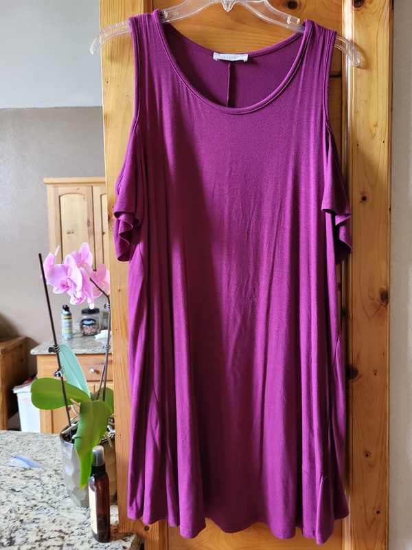 Reborn Womens Large Tunic With Shoulder Cut Outs