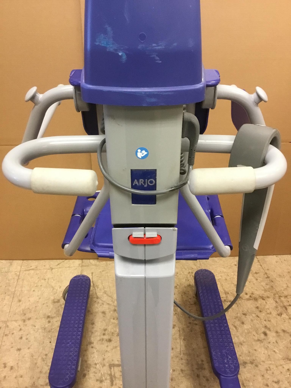 ARJO CALYPSO 19" Patient Lift Chair Hygiene Bathing Mobile WORKING eBay