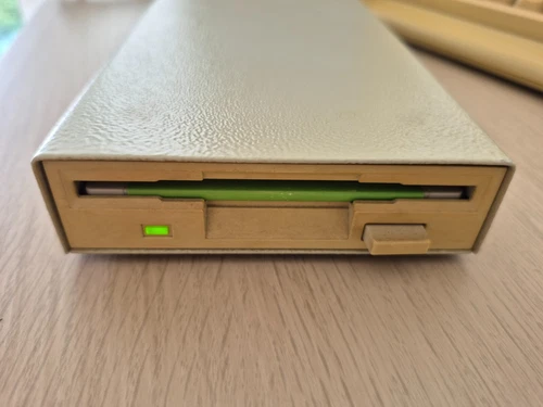 ✅ Externes 3,5" Diskettenlaufwerk ⭐ Commodore Amiga 500 2000 ⭐ guter Zustand ⚡