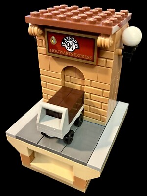Harry Potter Lego Set 6541140 Barnes Noble Exclusive Platform 3/4  Special Ed