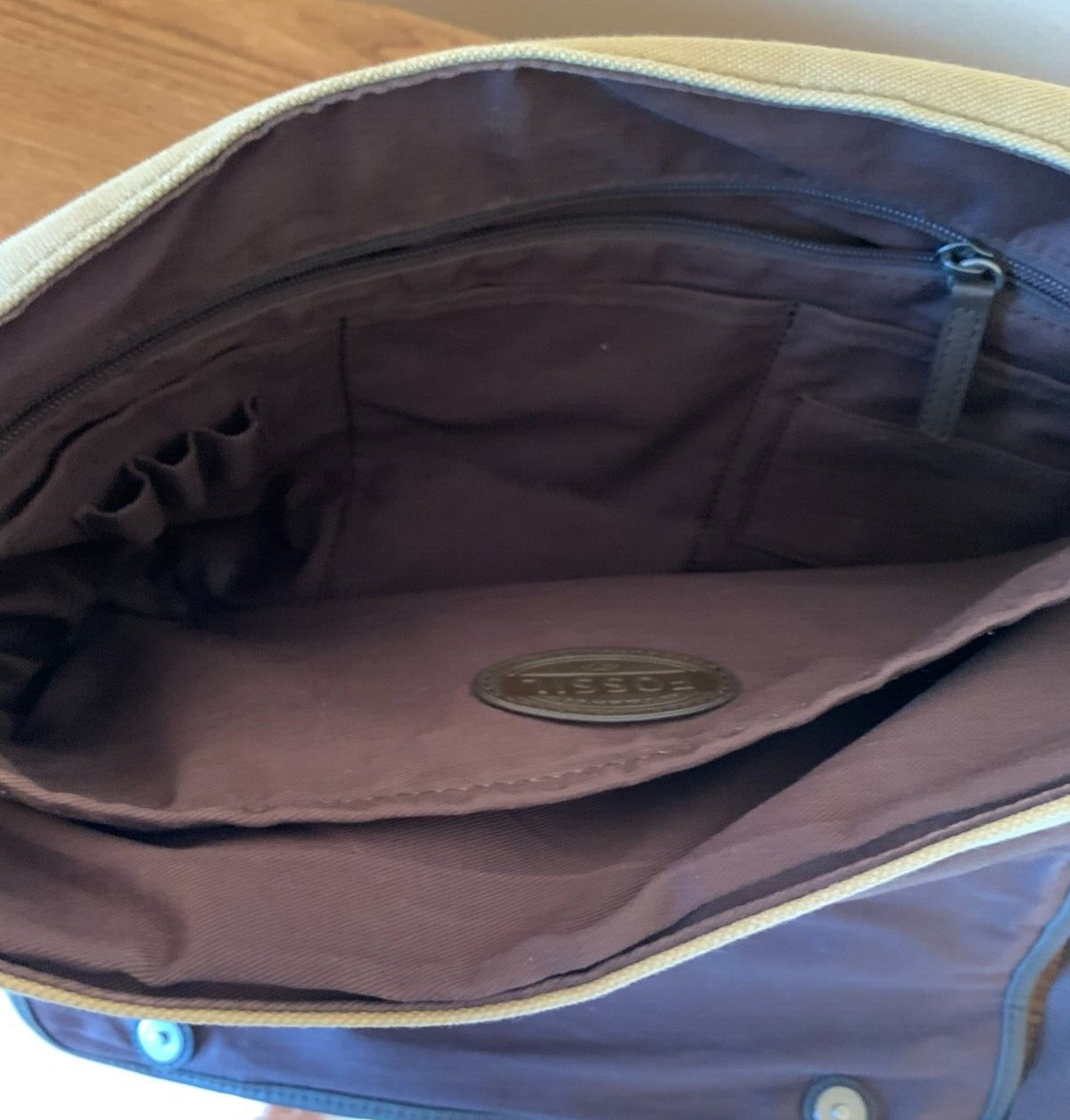 Fossil Crossbody Messenger/Computer Shoulder Top … - image 8