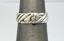 Sterling Silver Flower Accents Twisted Band Ring-Sz. 5