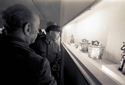 General Yang Cheng-wu, Guest Of Baron Philippe De Rothschild In Pa- Old Photo 4