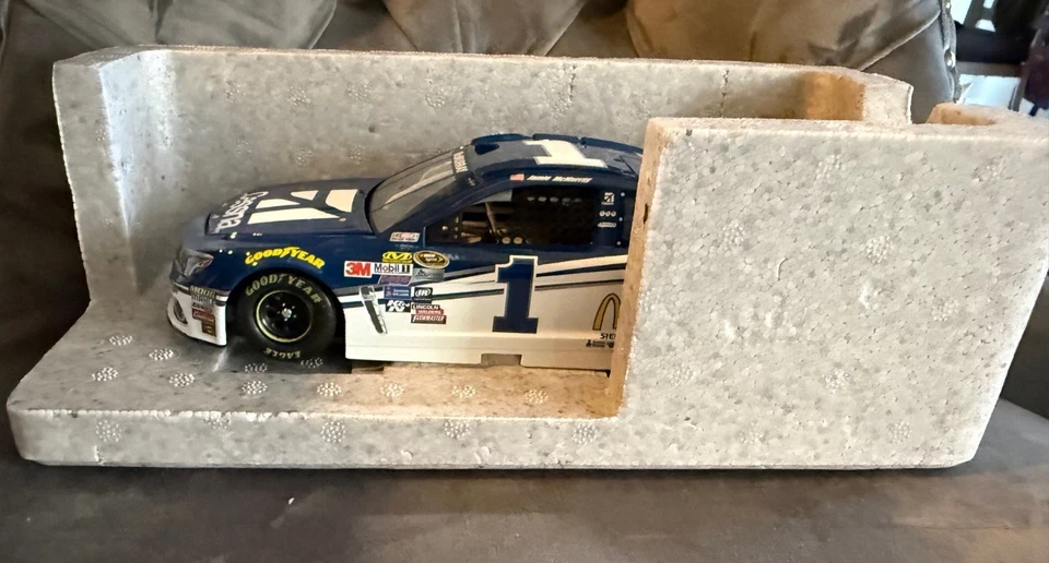 Lionel Jamie McMurray #1 Cessna SS 2016 1:24 DIN #421 de 700 Foto 3 de 4