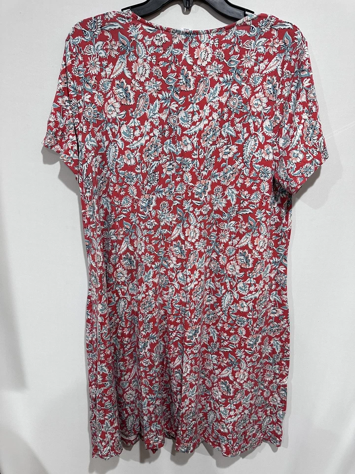 Vestido feminino Old Navy XL coral azul-petróleo floral manga curta gola redonda balanço elástico - Imagem 2 de 4