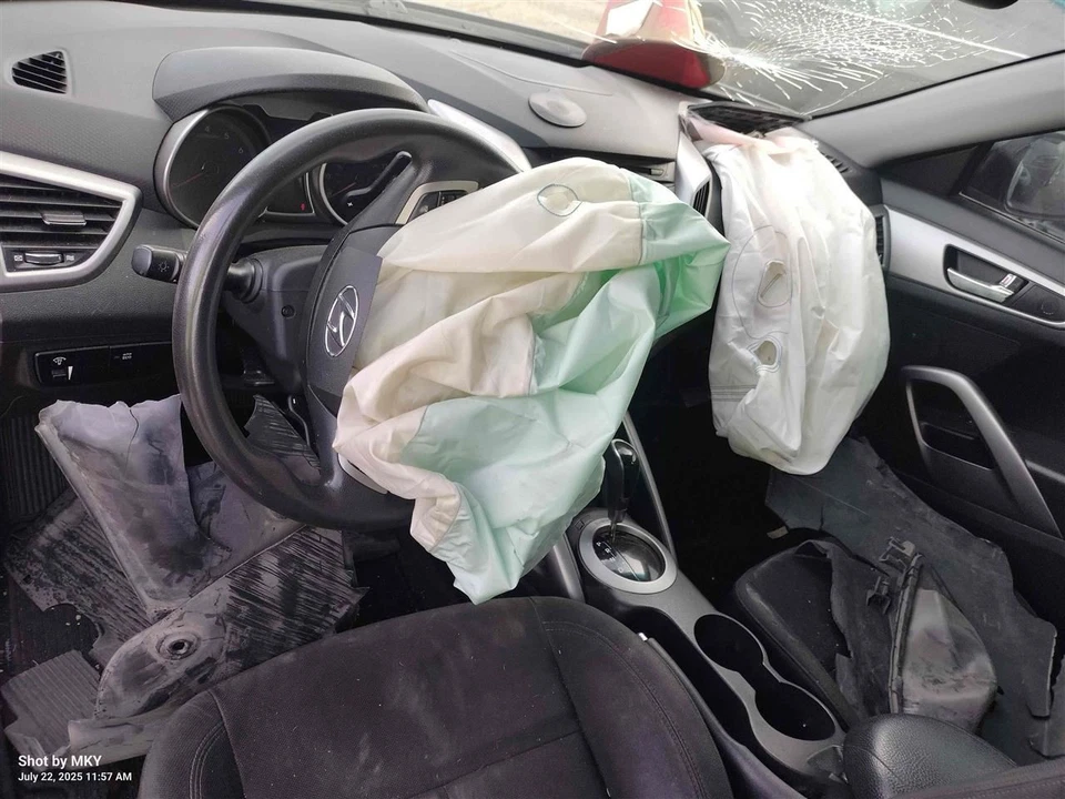 FRONT AC EVAPORATOR HOUSI 972072V000 2016 HYUNDAI VELOSTER Foto 2 de 4