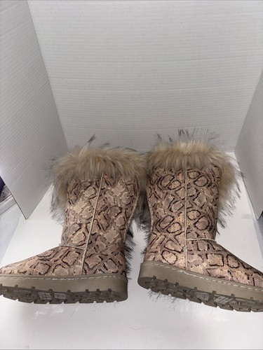 Tall Furry Snake Beige Faux Fur Lined Flat Winter Boots Women's 6 Boho Snow Ski - Picture 6 of 16