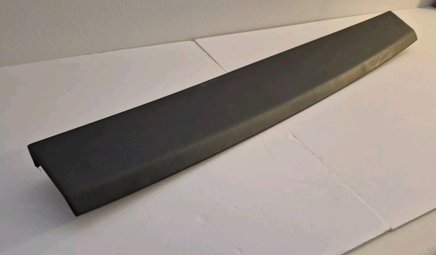 Aston Martin DBX UPPER+INNER Tailgate P/N NY834136EAW