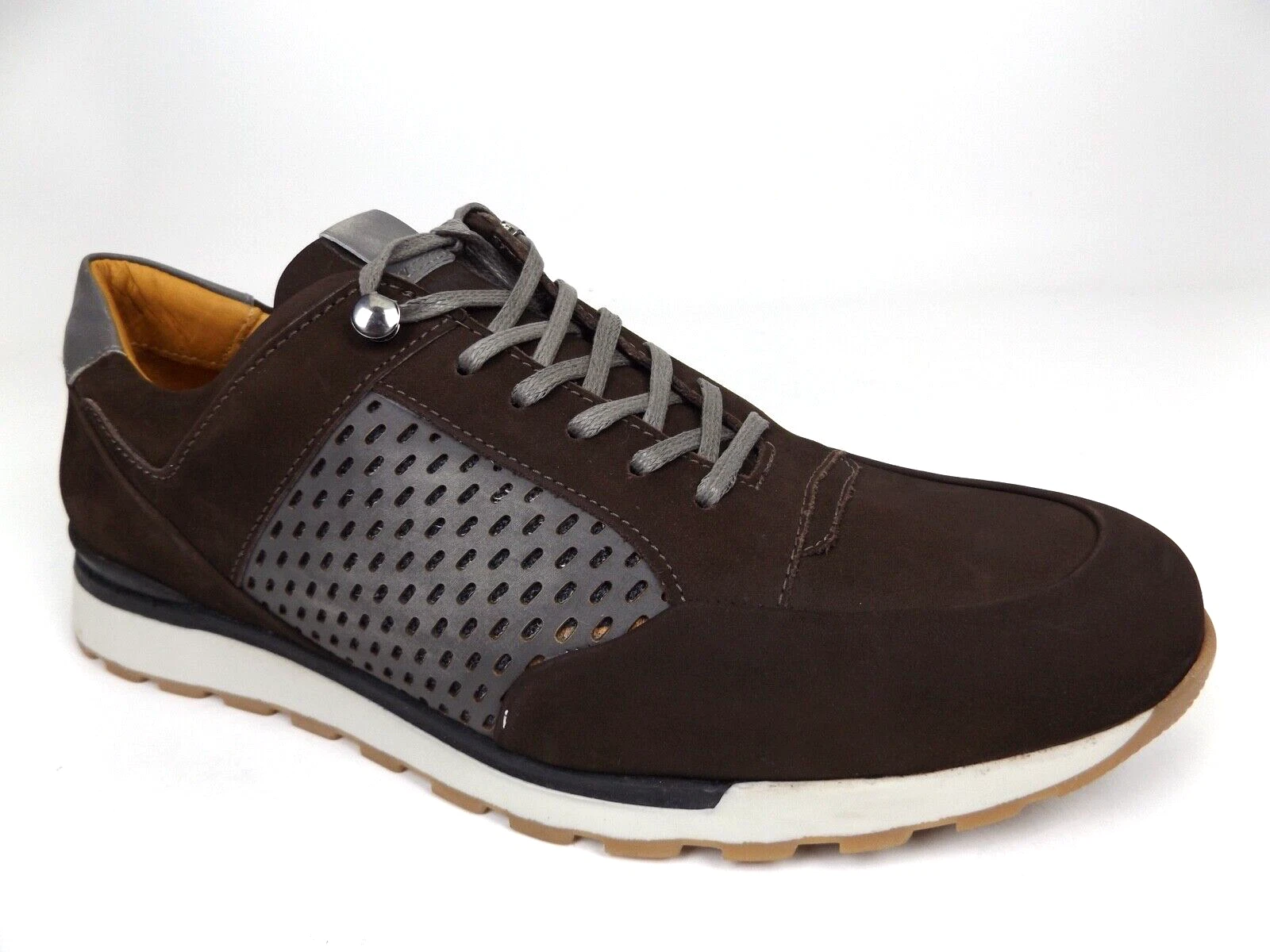 NEW! Brothers United Mens Pasadena Fashion Sneaker Size 8.5 M Brown Nubuck Leath