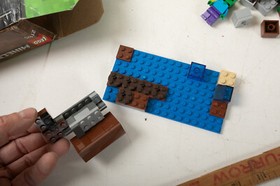 Lego Minecraft (A2R) 21123 The Iron Golem (JSF6) Over 200Pcs Parts Incomplete