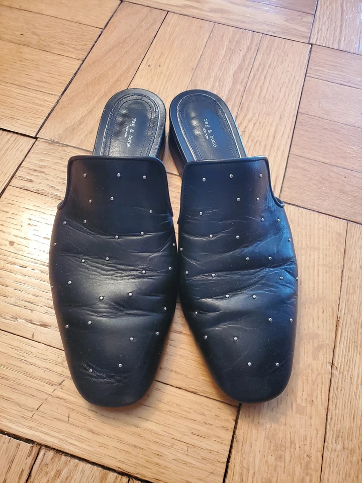 Mules Rag & Bone Luis de cuero negro con tachuelas, talla 8,5. Poco uso Foto 2 de 4