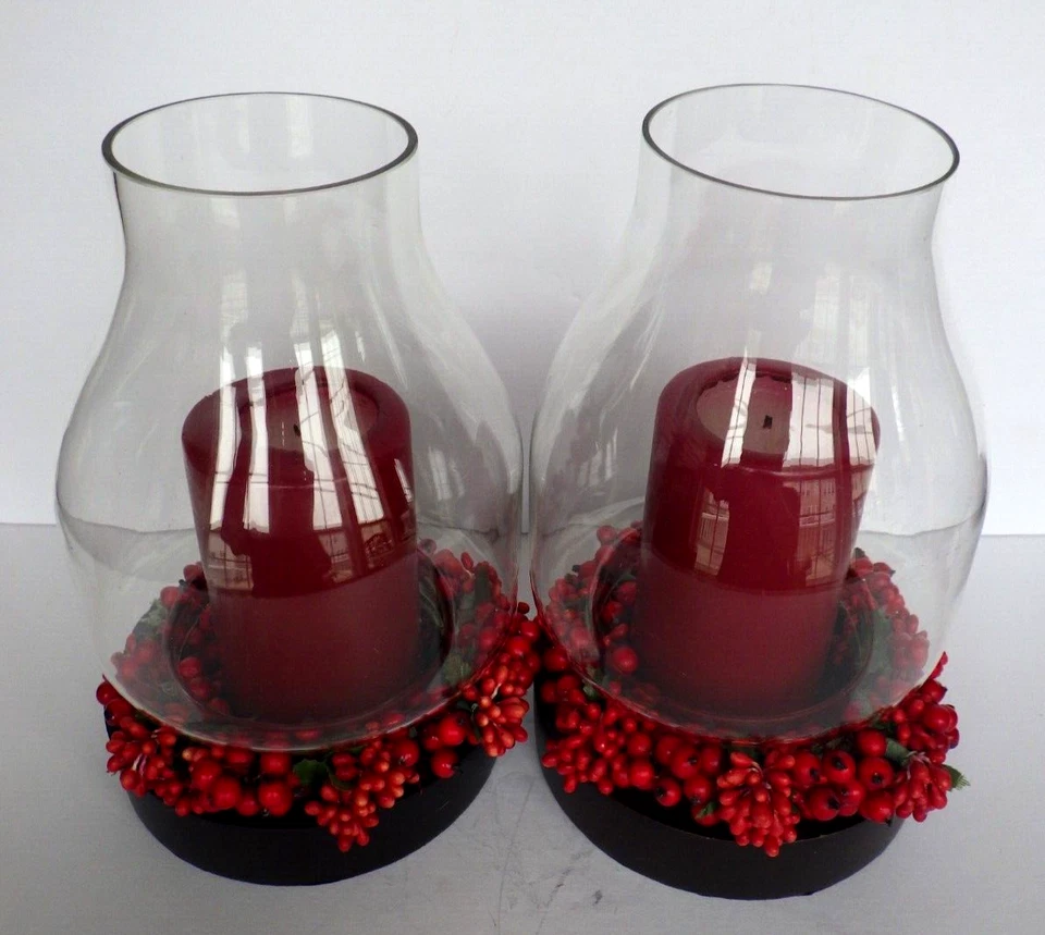 Juego de 2 candelabros de pilar globo de vidrio Pottery Barn Red Berry Foto 2 de 4