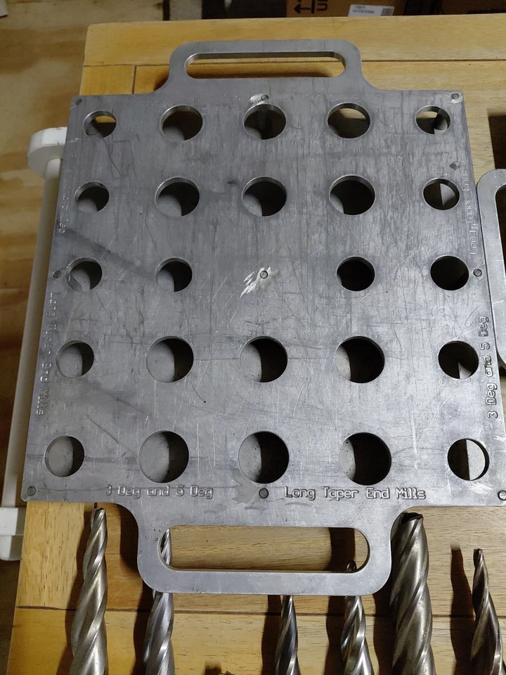 End Mills, HSS Japón, Cónico, Etc Lote de 60 Surtidos Foto 2 de 4