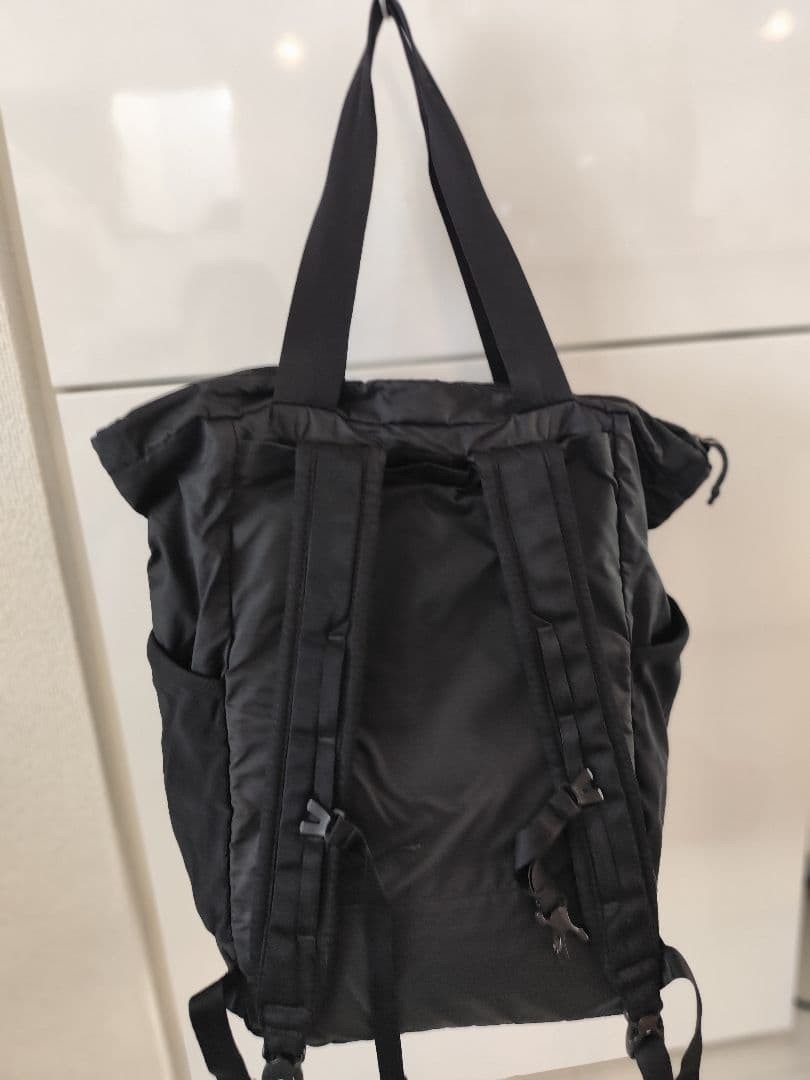Patagonia Light Weight Travel Tote Backpack Nylon Black Excellent Condition thumbnail 3