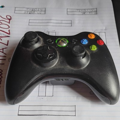 Microsoft Xbox 360 Wireless Controller - Black, Wireless, Requires 2 AA
