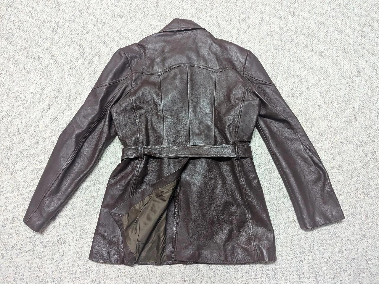 vintage 1970s soft leather BELTED trenchcoat 38 brown SHERLOCK jacket S - product detail image 3