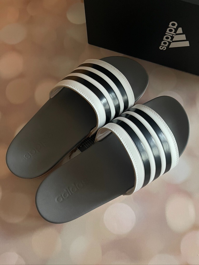Adidas ADILETTE COMFORT Slide Sandal Shoe White Grey Black  display picture 3