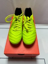 Nike Tiempo Legacy II FG Size 9 Colorway Neon Yellow/Black
