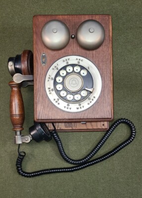 Vintage Analog Phone by Michael Mullan額装 Vintage Analog Phone by Michael Mullan額装 Vintage Analog Phone by