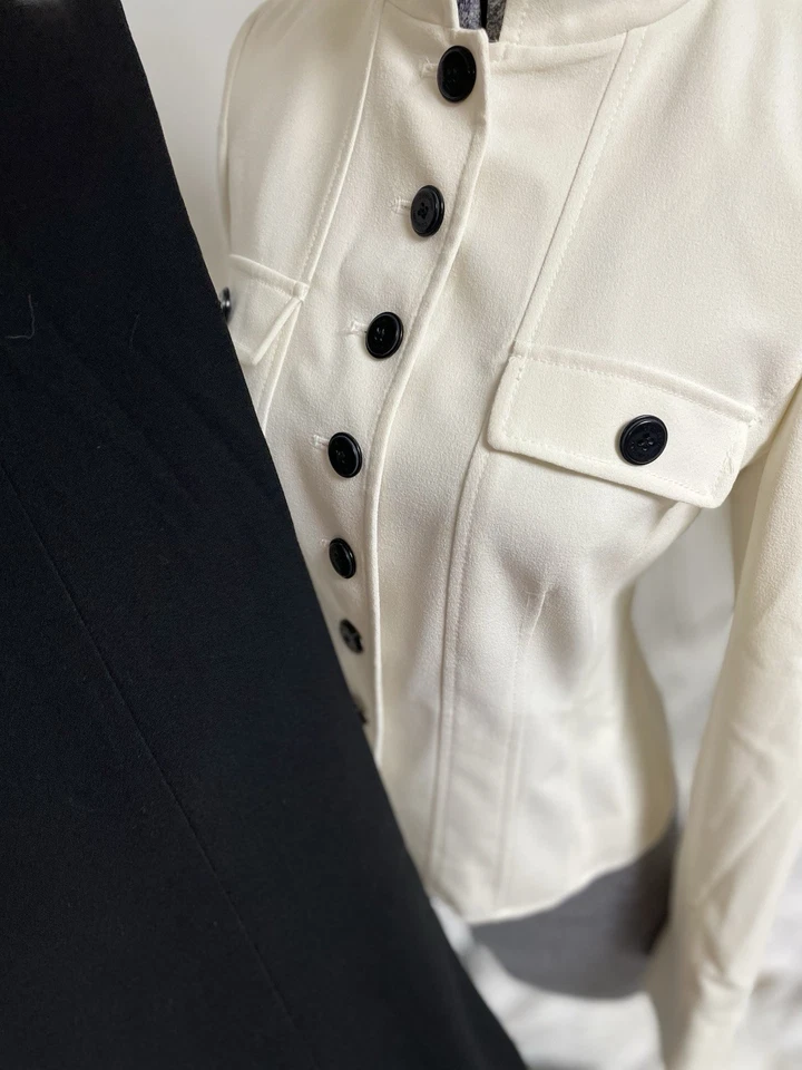 Traje Pantalón Calvin Klein Talla 2 Conjunto de Dos Piezas Inspirado Militar Negro Blanco Bolsillo Foto 4 de 4