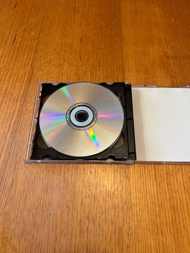 Indiana Jones and The Emperor's Tomb PC Game 2003 Edition 2 Disc Set - Picture 5 of 5