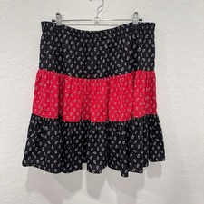 Circle T Marilyn Lenox Skirt Womens Medium Black Red Paisley Ruffle Western