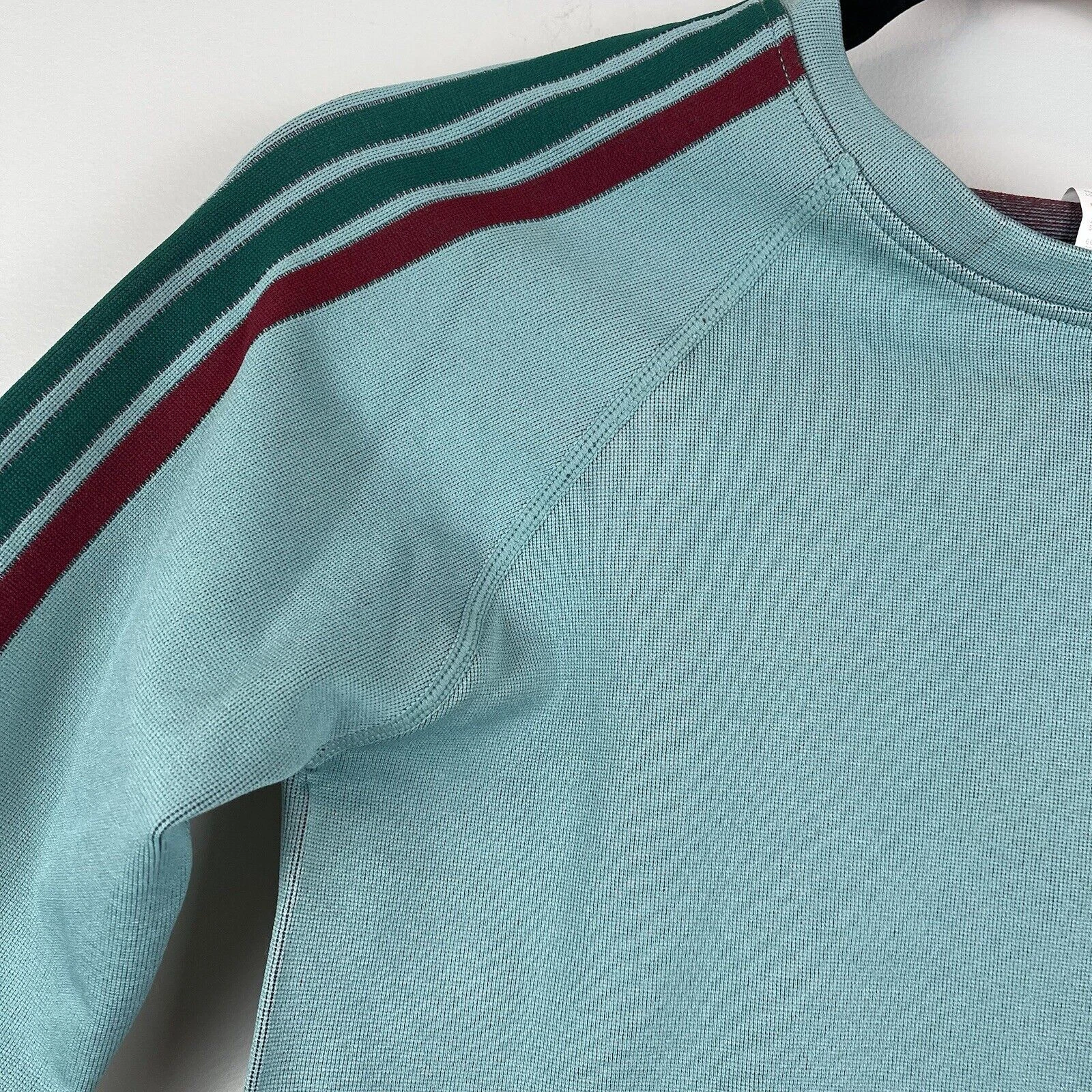 fabletics aisley seamless long sleeve crop stripe active shirt