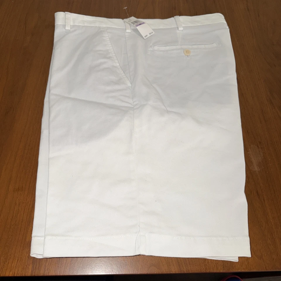 Pantalones Cortos Izod Agua Salada Para Hombres 38 Blanco Elastizados Frente Plano 9.5 Entrepierna Chino Informal Foto 3 de 4