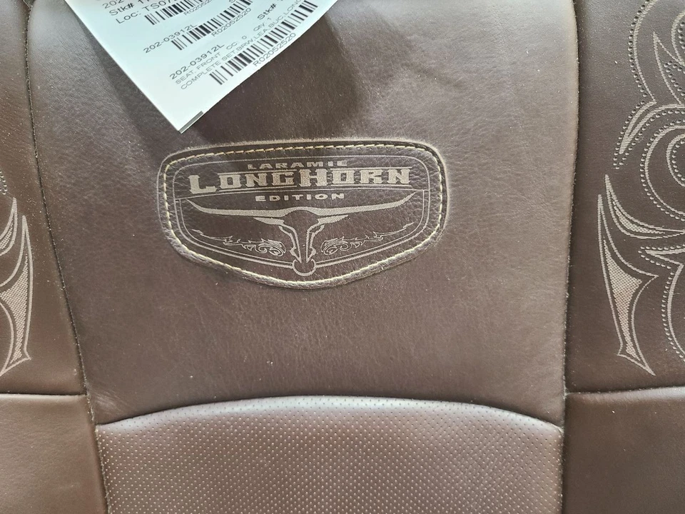 2014 - 2020 DODGE 1500 PICKUP Front Seat set Classic With console - Image 2 of 4