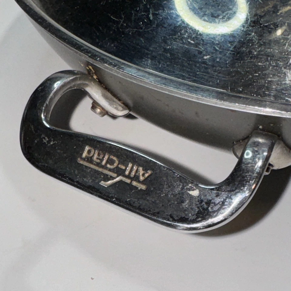 All-Clad Ltd 12" Wok Long Handled W/ Shallow Domed Lid Pre Owned - Image 4 of 4