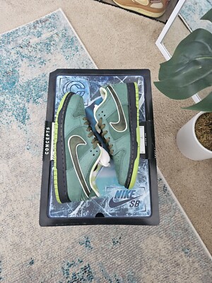 Size 9 - Nike Concepts x Dunk SB Special Box Low Green Lobster