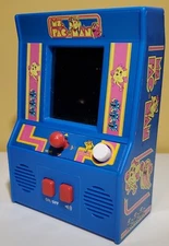 Basic Fun Arcade Classics - Ms Pac-Man Retro Mini Arcade Game Tested 2018