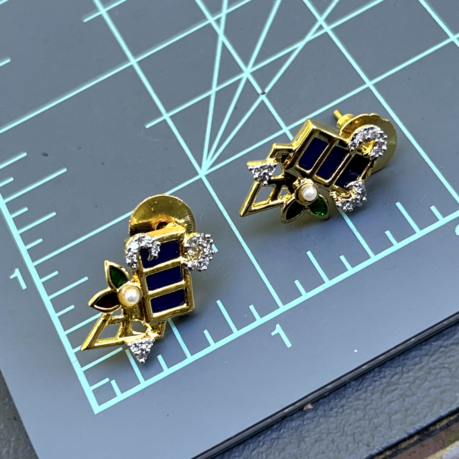 Cute Art Deco Style Gold Plate Stain Glass Rhinestone… Gem