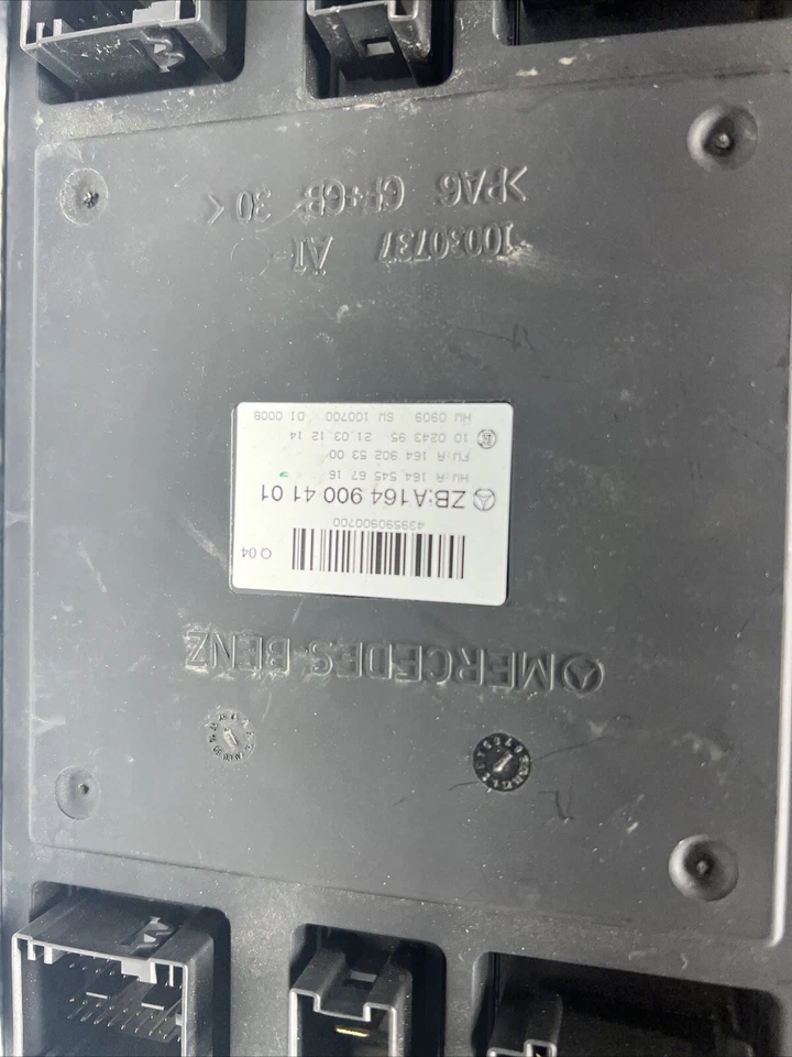 Front Signal Acquisition Module SAM Control Unit 1649004101 A1649004101 US stock - Image 2 of 4