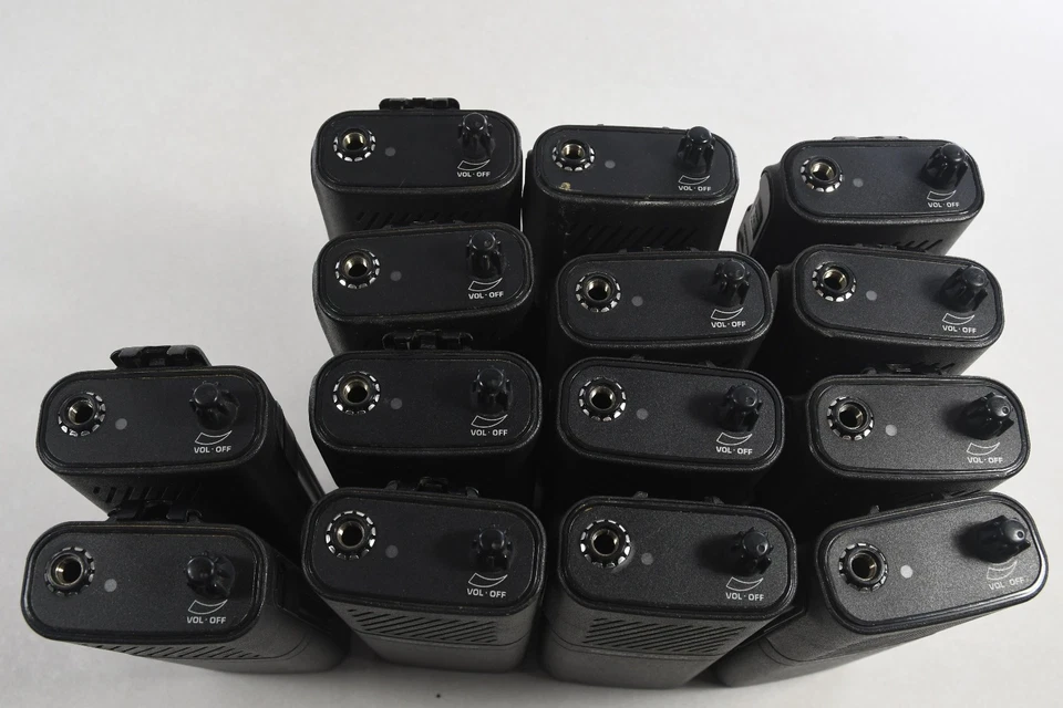 Lote de 14 Radio Shack Cat Nº: 19-1216-B Radio BTX-126.Sin Batería incluida Foto 4 de 4