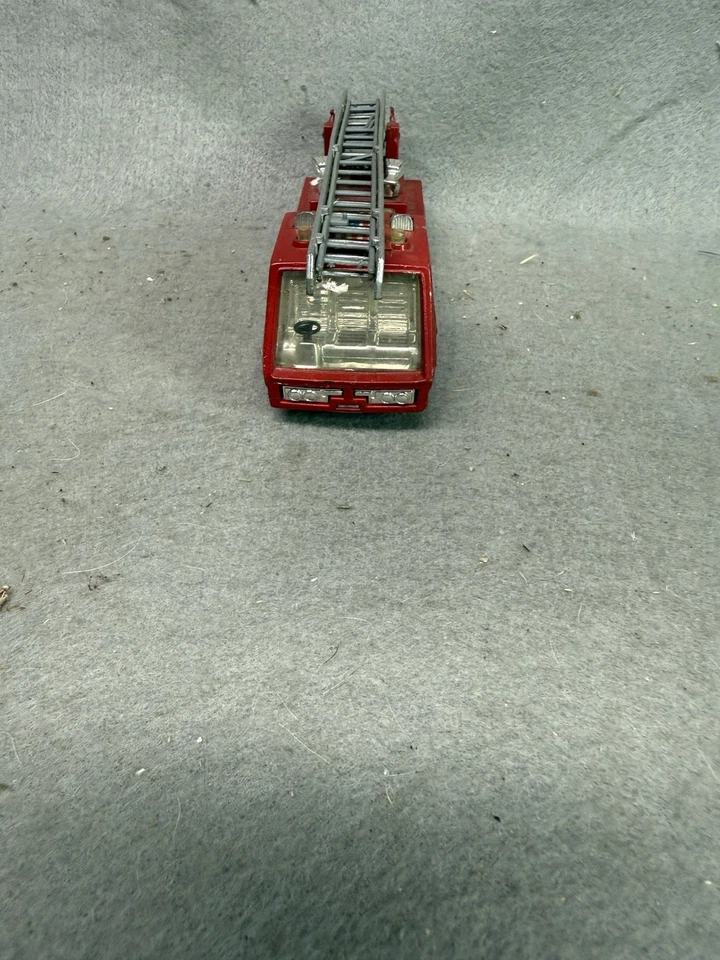 VINTAGE Matchbox Lesney King Size K9 Fire Tender 1972 England - Image 2 of 4