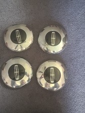 Set Of Four Lincoln 2003 2005 Navigator Hub Caps