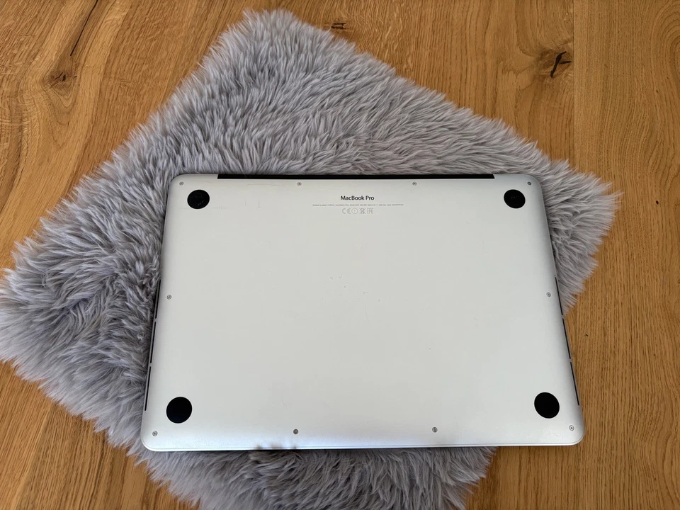 MacBook Pro 13" Retina 2015, 8GB RAM 128GB i5, macOS Monterey, Ladezyklen 284 - Bild 3 von 4