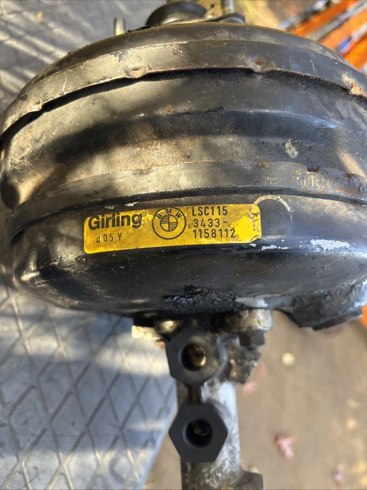 BMW E30 325ix AWD Brake Booster With Master Cylinder 3433116148 34311161859 - Image 2 of 4