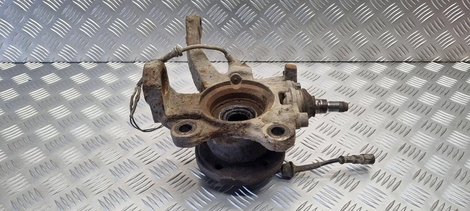 Volkswagen Transporter - Caravelle T4 1998 Front Knuckle Diesel TPT74668 - Image 2 of 3