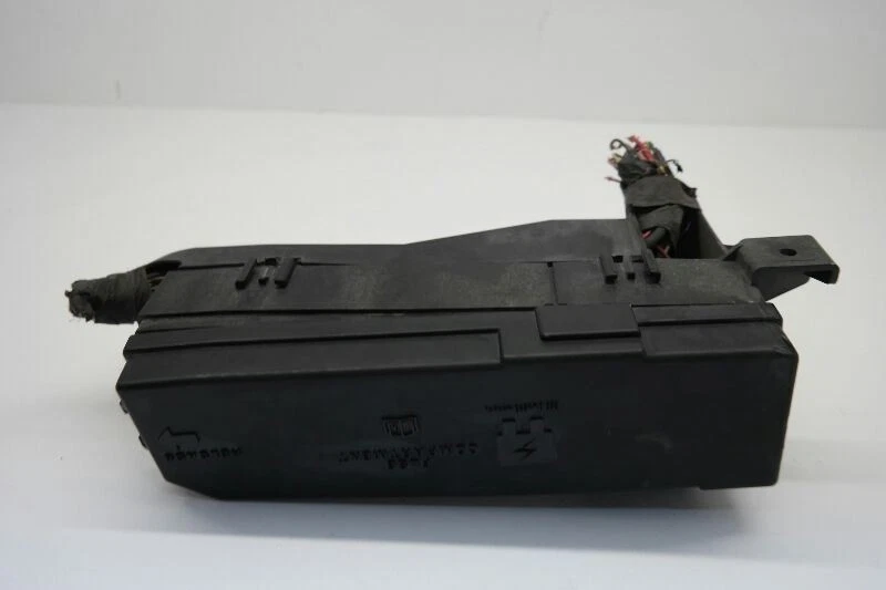 05 06 07 FORD ESCAPE VIN 1 8TH DIGIT ENGINE FUSE BOX OEM 6L8T-14290-YC - Image 2 of 4