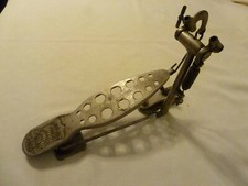LUDWIG & LUDWIG BASS DRUM PEDAL - DATED 7/15/24, PATENT 5-25-09 W/MOUNTING SCREW