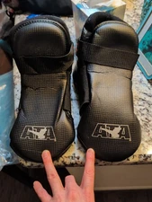 ATA Taekwondo Kickboxing Martial Arts Sparring Gear Foot Pads  Size 11 New