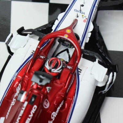 Alfa Romeo Racing C38 Raikkonen 2019 F1 Minichamps 1/43