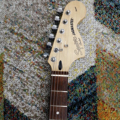 SQUIER JAGMASTER Used Basswood body Maple neck Rosewood fingerboard w/Gig case - Picture 2 of 12